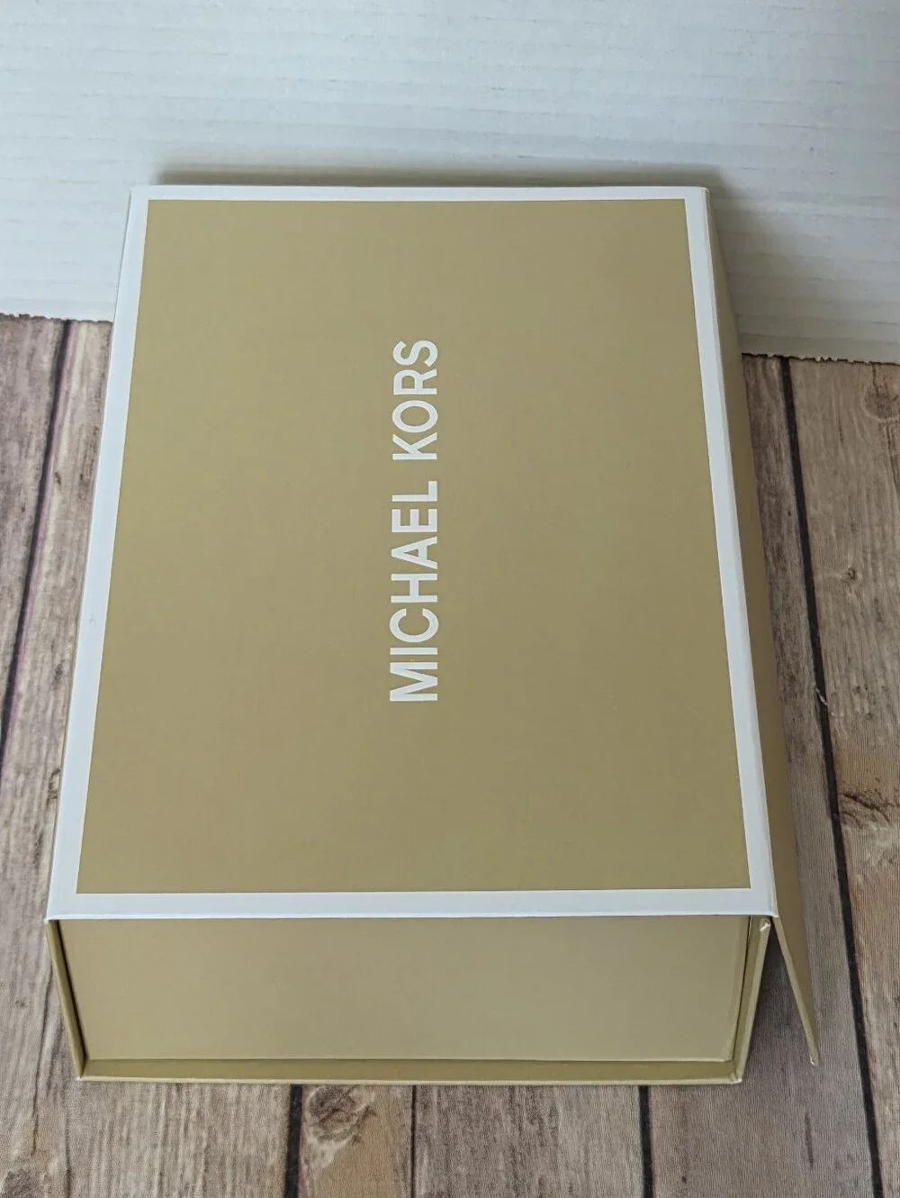 Michael Kors Gift Box White Ribbon Included